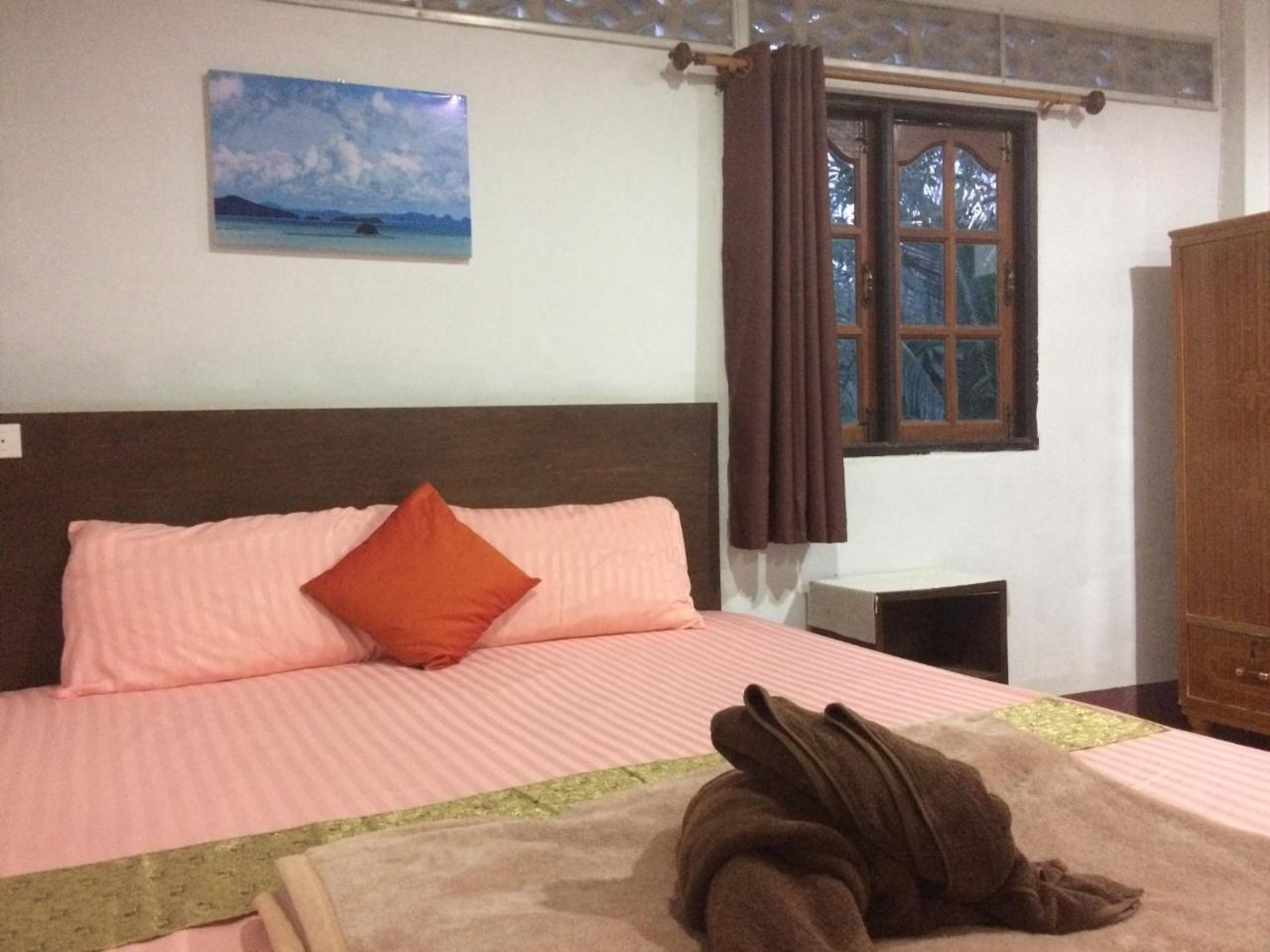 Hide-In House Hotell Ko Lanta Exteriör bild