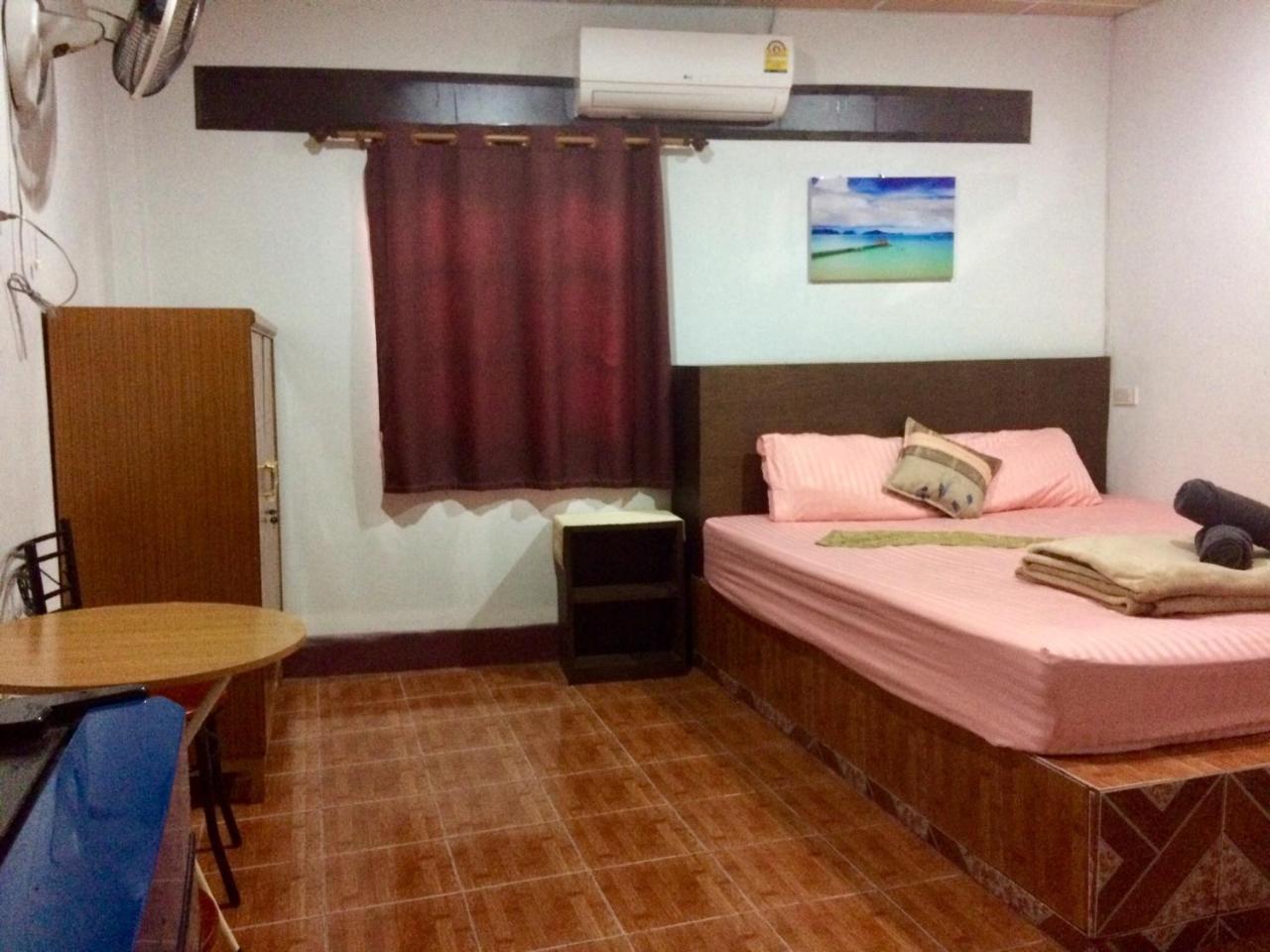 Hide-In House Hotell Ko Lanta Exteriör bild