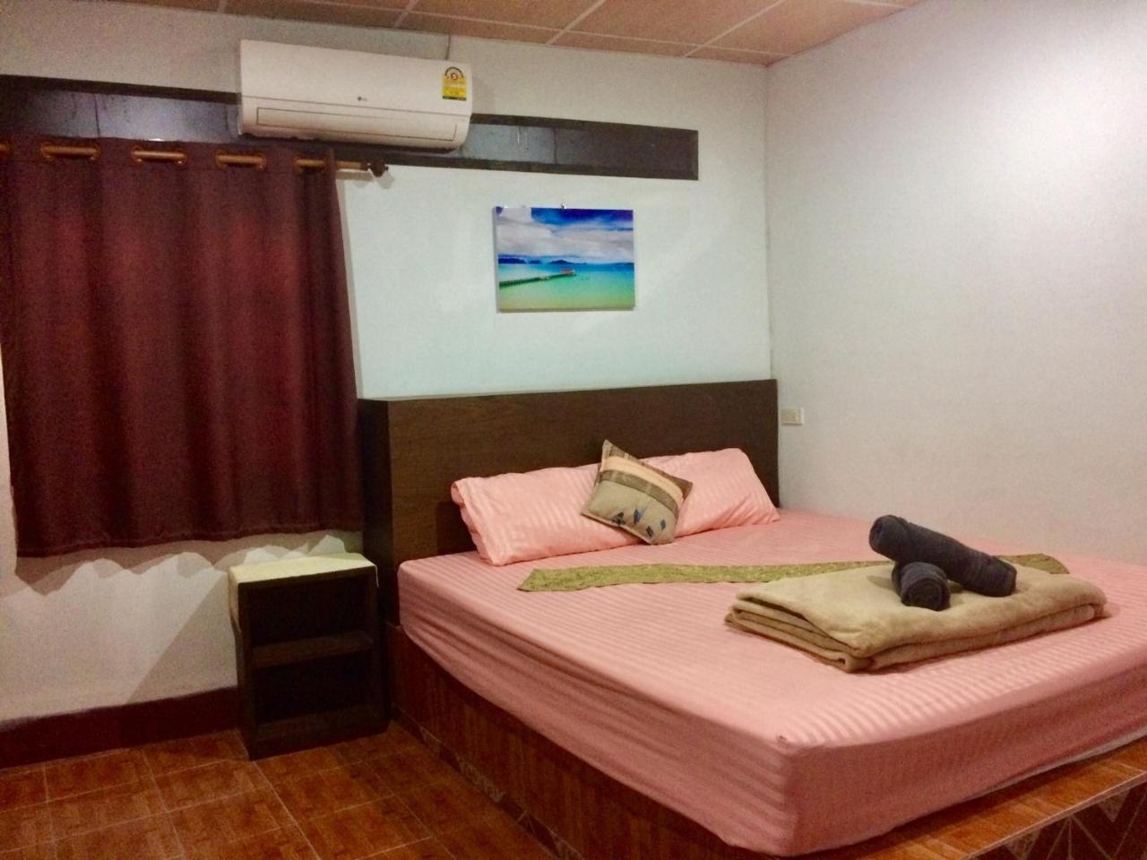 Hide-In House Hotell Ko Lanta Exteriör bild